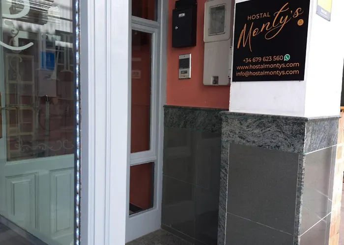 Montys Albergue